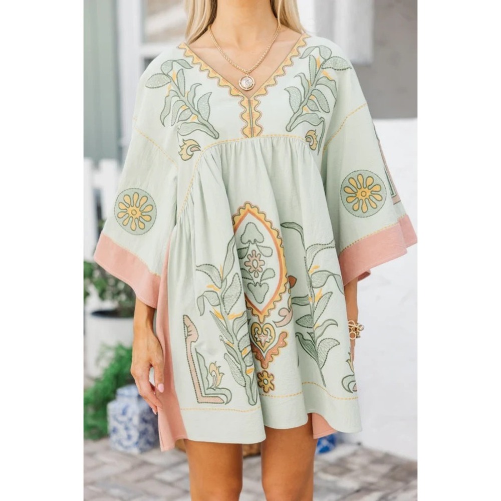 Sunday Up Dress NWT Sz M Sage Oversized Embroidered Mini BOHO Summer Travel